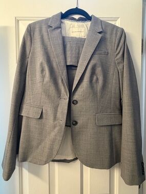 Banana Republic Gray Women's Wool Two-Piece Suit
